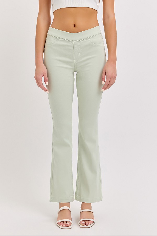 30" Inseam Mid Rise Flare Jegging